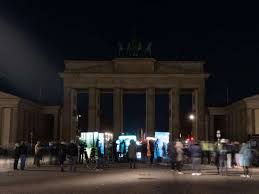 Earth hour is one of the world's largest movements for our planet. Vfiqwfjqrgkd M