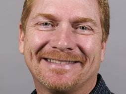 Lloyd sets up program to help local charities