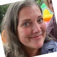 Kim Greer's Instagram, Twitter & Facebook