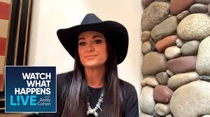 Travel guide resource for your visit to beauvais. Kyle Richards On Garcelle Beauvais Public Swipe At Her Wwhl Youtube