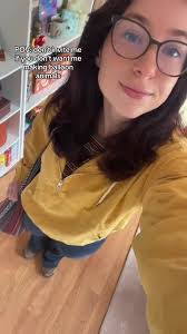 Amy Deford's Instagram, Twitter & Facebook