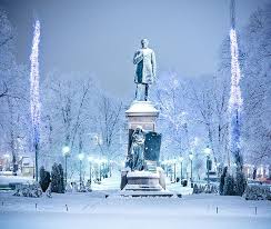 I toured helsinki and fed my chocolate addiction at the home of finland's coveted chocolate. Esplanadi Europe Winter Travel Helsinki Finland Travel