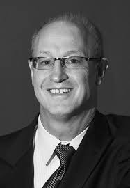 U N I V E R S I T Y O F M I A M I