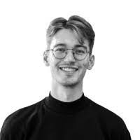 Dan Lux's Instagram, Twitter & Facebook