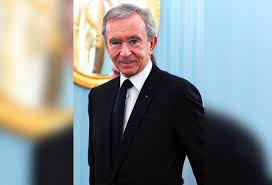 The boss of moet hennessy louis vuitton (lvmh. Louis Vuitton S Bernard Arnault Joins Jeff Bezos Bill Gates In 100 Billion Club