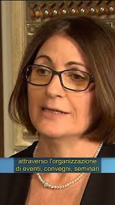 Diana Vitolo ha intervistato Vanessa Oddo, la performer LIS che ha  interpretato in lingua dei segni la canzone "I' p' me, tu p' te" di  Geolier, cantante classificatosi secondo a #Sanremo2024 e