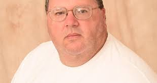 Adam Trueblood's Instagram, Twitter & Facebook