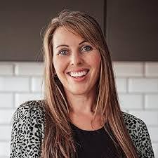 Taylor Tobin's Instagram, Twitter & Facebook