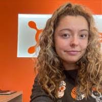 Victoria Mcclure's Instagram, Twitter & Facebook