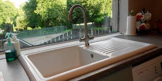 I really wanted stainless because of all the other black that had snuck into my kitchen, but since i was assured it would go great with the stove and the island counter top, we got the black sink. 5 Best Kitchen Sinks Reviews Of 2020 In The Uk Bestadvisers Co Uk