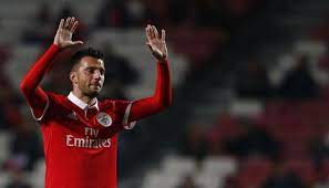 Κορυφαίες αποδόσεις στο live στοίχημα με live streaming* και live scores! Eri3e Th Royketa O Samarhs Gia Aek Feygei Apo Thn Sportdog Gr A8lhtika Nea Eidhseis Sport