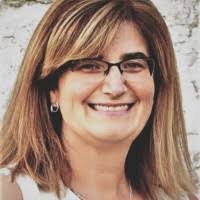 Tara Mcnutt's Instagram, Twitter & Facebook