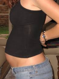 These reddish, brown, or purplish streaks can start to appear on your belly, breasts, buttocks, or thighs as your skin stretches. 4 Months Pregnant By Mmkorn On Deviantart