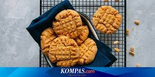 200 gr tepung terigu di sangrai 100 gr kacang di haluskan 80 gr gula. Tips Membuat Kue Kering Anti Gagal Ala Fatmah Bahalwan Halaman All Kompas Com