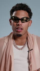 The evolution of reggaeton and the dembow beat: an interactive timeline