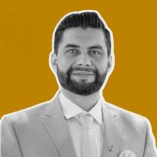 How to Retain Customers with Humor and Wit