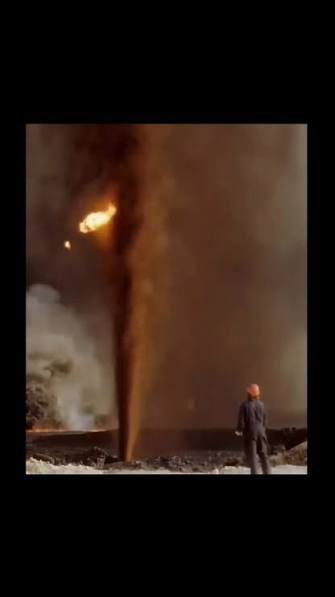 Werner Herzog's 1992 documentary 'Lessons of Darkness'. #wernerherzog  #documentary
