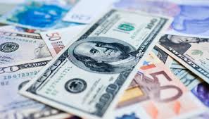 La banca centrale, che dal 1° gennaio 2008 ha assunto le competenze dell'ufficio italiano cambi (uic), partecipa insieme ad altri istituti alla determinazione dei cambi giornalieri dell'euro da parte della bce. Cambio Valuta Come E Dove Cambiare I Soldi Prima Di Un Viaggio All Estero Siviaggia
