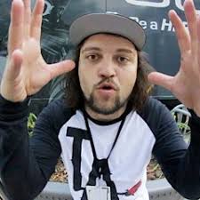 Listen to playlists featuring Hindsight (w/ Derek Vincent Smith) 2003ish by  Michal Menert online for free