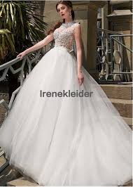 Viel zu schnell vergeht der schönste tag im leben und mit ihm verschwindet das traumhafte märchenkleid im kleiderschrank… Cinderella Ballsaal Hochzeitskleider Noble Britische Brautkleider Brautkleid Mit Langen Armeln Und Offenem Rucken