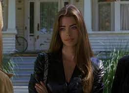 Denise lee richards (born february 17, 1971) is an american actress, former fashion model, and television she has also appeared in films drop dead gorgeous (1999), valentine (2001). Angels Captured Valentine 2001