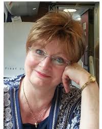 Maureen Oneil's Instagram, Twitter & Facebook