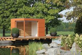 10 Schone Gartenhausideen Planungswelten Gartenhaus Gartenhaus Modern Design Gartenhaus
