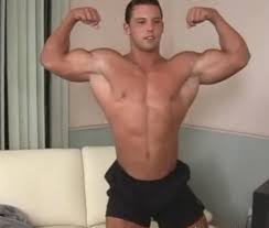 Feet \u0026 Toes: Real life bodybuilder competitor… ThisVid.com