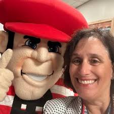 Lisa Benedetti-Ramzi (@LBRamzi)