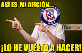 El verbo cruzazulear es un derivado usual en el periodismo deportivo mexicano que alude a una situación determinada por ser algo que frecuentemente sucede al equipo cruz azul. Cruz Azul La Vuelve A Cruzazulear Y Los Memes No Perdonan Record