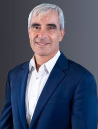 Martin Franklin's Instagram, Twitter & Facebook