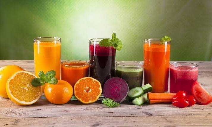 پھلوں و سبزیوں کا استعمال فائدہ مند ہے یا ان کے جوسز؟ - Food - Dawn News Urdu