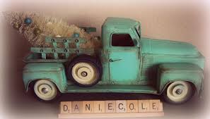 Daniecole Made For Living Like My Facebook Page I Ship Anywhere In The U S A Aqua Truck Ford Truck Chev Christmas Truck Red Truck Decor Vintage Christmas
