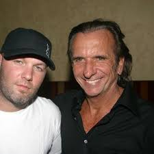 Pa ovo je stvarno promjena, koje proizvode koristi?'' Zvijezda 90-ih  zbunila sve svojom pojavom!