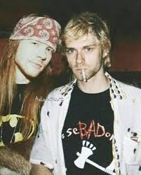 Nirvana E Guns N Roses Rivais Cuteoutfitss In 2020 Axl Rose Kurt Cobain Nirvana