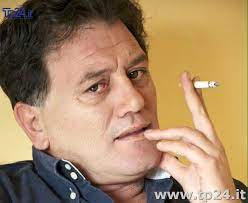 Dall'autorità alla collaborazione nel rapporto d'imposta Alcamo E Morto Antonio Pignatiello Giornalista E Scrittore Direttore Di Video Sicilia