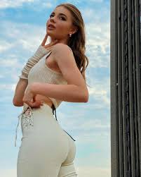 Слив Елизаветы Василенко 2023 (50 фото с Онлифанс) | Giffs.ru