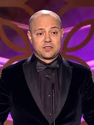 Alex ca operă: Figaro în Showbiz 🇷🇴