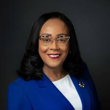 I am delighted to share that I have graduated from Leadership Tampa Class  of '22. This past year was an outstanding experience to learn about our  community, engage with thought and business