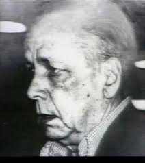 Wat wordt beschouwd als de laatste foto van Howard Hughes,  filmproducent/regisseur en vlieger, begin-eind jaren 1970 : r/lastimages