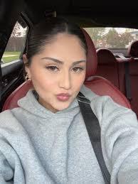 Jasmin Galvan's Instagram, Twitter & Facebook