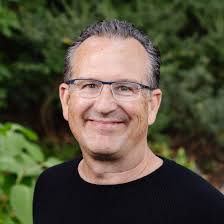 Maggie Dee + Charles Cherney Team, Real Estate Agents