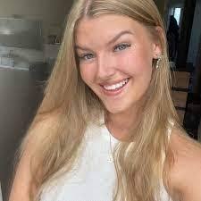 Carl Lilly's Instagram, Twitter & Facebook