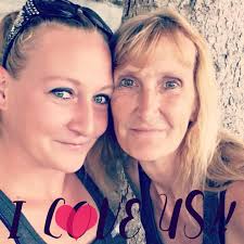 Lee Asher with his brother, sister in-law, and Nephew #leeasher #animal  #doglover #rescueanimals #dog #mypacklifeleeasher