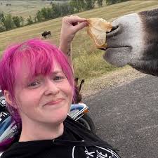 Can sealed bottled water be brought into the Kentucky Highland Renaissance  Festival?