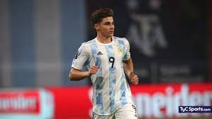 Julián álvarez (calchín, córdoba, 31 de enero de 2000) es un futbolista argentino. Julian Alvarez Entre La Copa America Los Juegos Olimpicos Y River Tyc Sports