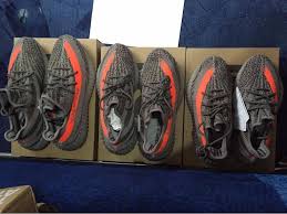 Kanye west's yeezy and gap launched their collaboration tuesday, celebrating the rapper, designer and aspiring politician's 44th birthday by opening preorders for a $200 blue puffer made from recycled nylon. Adidas Yeezy Boost 350 V2 X Kanye West Zebra Size 9 Us Yeezy 350 V2 Kanye West
