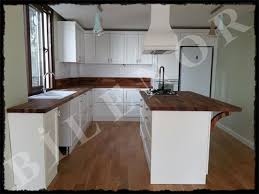 Ada Masa Panosundaki Pin