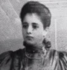 Un po' di Storia... Qualche curiosità... I Florio di Furore appartengono ad  uno dei più antichi ed importanti casati della Costiera Amalfitana. Una  storia “blasonata”, lunga oltre 500 anni, che ancora continua