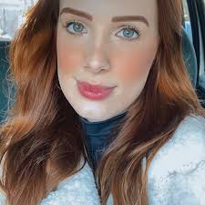 Sofia Messer's Instagram, Twitter & Facebook